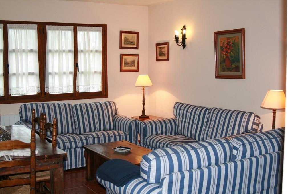 Ferienwohnung Vivienda Casa Luisa Comillas Exterior foto